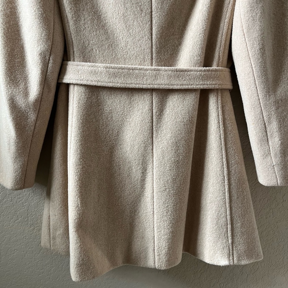 Women’s Beige Wool Blend Double Breasted Peacoat Belted Trench Coat Medium - Picture 8 of 15
